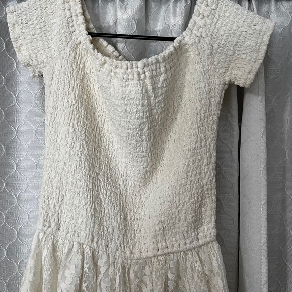 Hollister Off the Shoulder Lace Romper - Picture 8 of 11